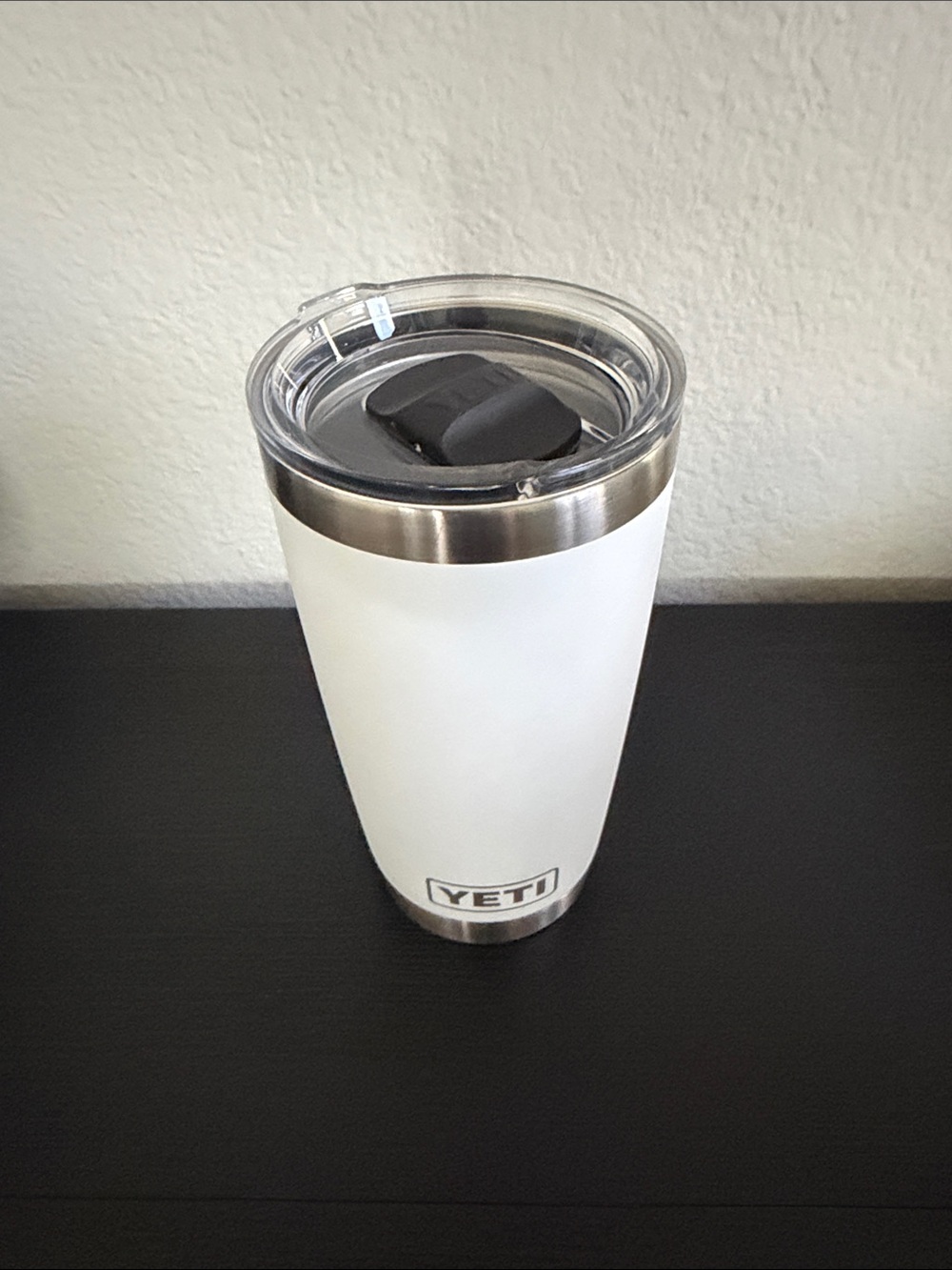 Yeti White Travel Tumbler with Clear Lid